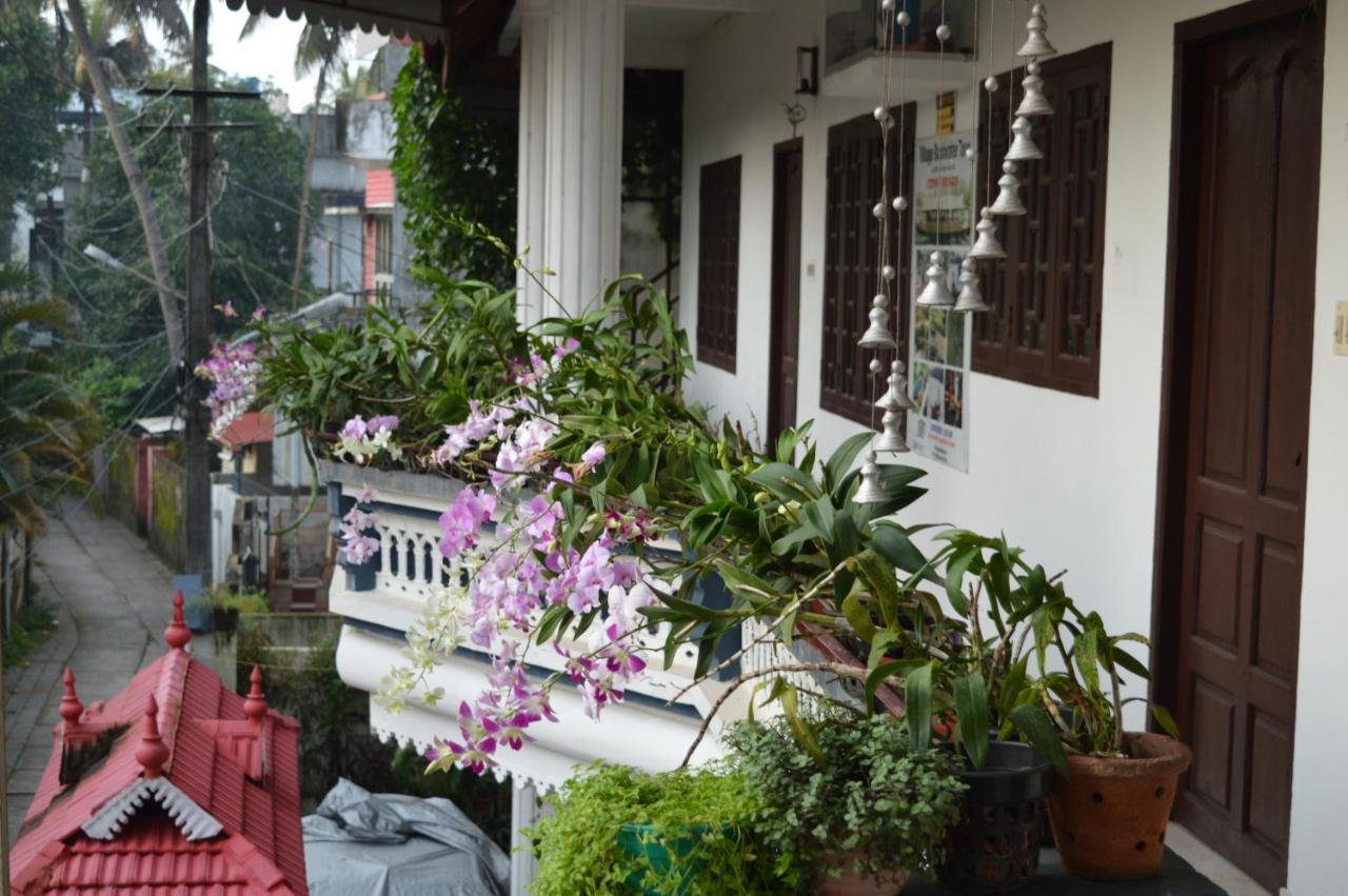 梦想守望者寄宿家庭 Kochi 外观 照片